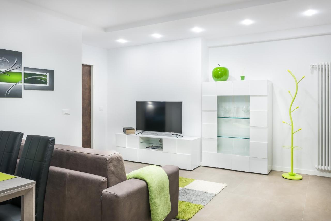 Fior Apartments Schiller Merano Bagian luar foto